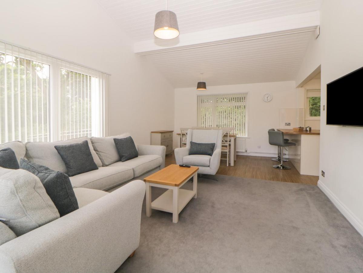 Harcombe House Bungalow 9 Newton Abbot Exteriör bild
